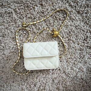 Amazon Quilted Mini Belt Bag